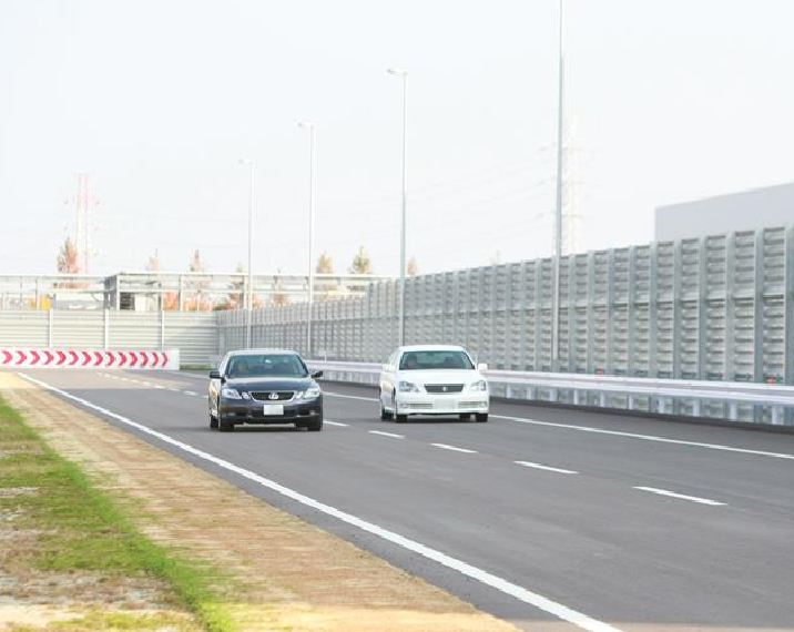 実験エリア（屋外）